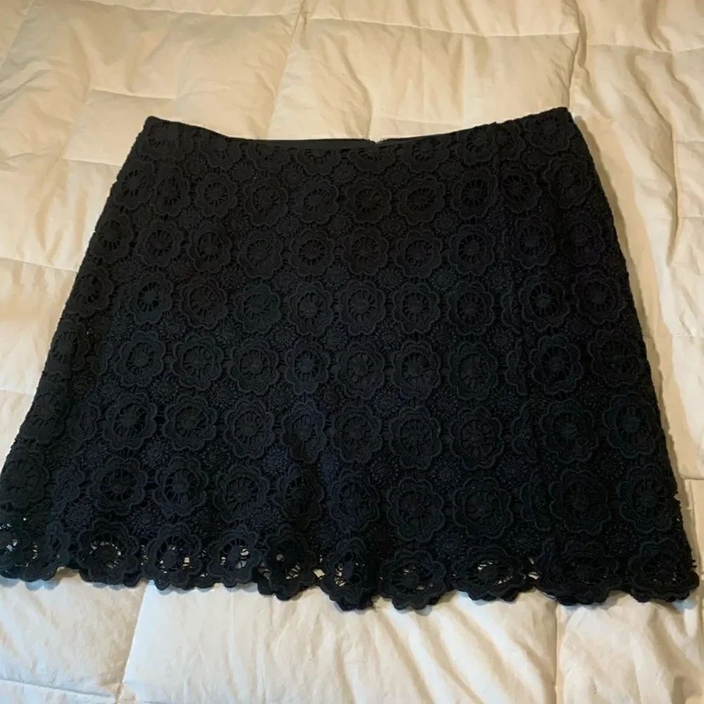 JOE FRESH, mini skirt, lattice floral with liner, great condition, size 8